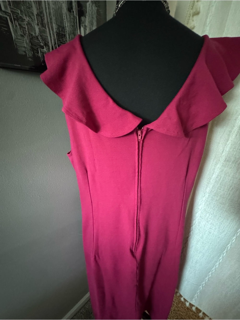 Magenta Ruffle V-Neck Midi BodyCon Dress - Picture 7 of 10